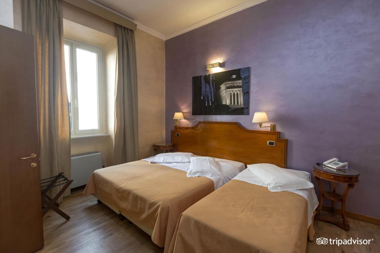 Hotel Kent Roma Esterno foto