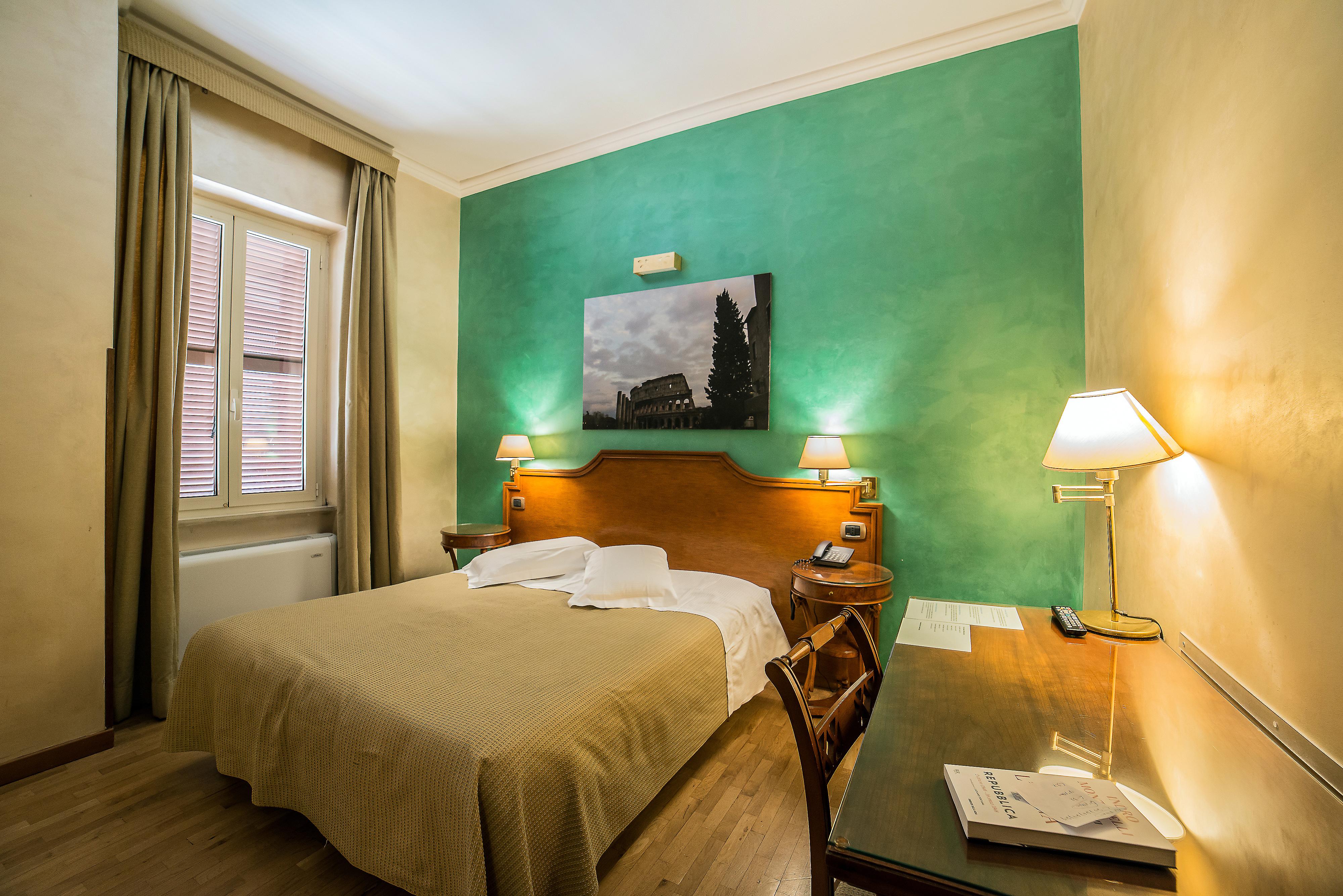 Hotel Kent Roma Esterno foto