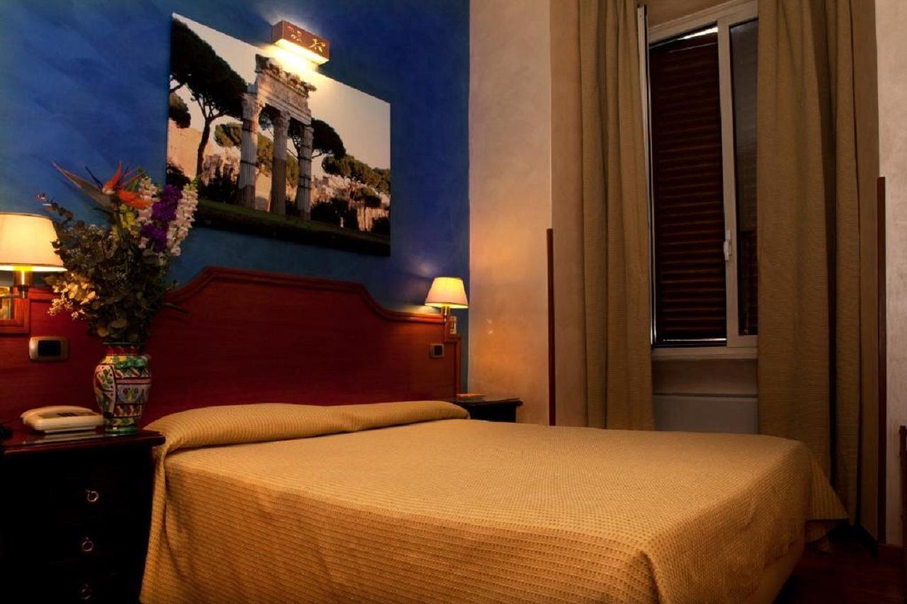 Hotel Kent Roma Esterno foto